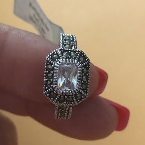NWT stunning cubic zirconium Park Lane ring sz 8